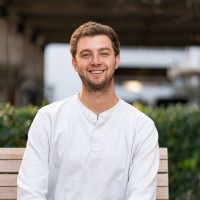 E-mail e número de telefone de Andrew Fischer