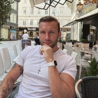 Hallow Employee Evan Laird's profile photo