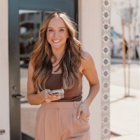 Taylor McGregor Email & Phone Number
