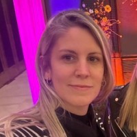 Daniela Calvo Email