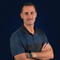 Román Richter Email