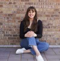 Ashley Holt Email & Phone Number
