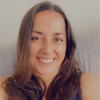 Pamela Cifuentes Email