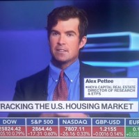 Hoya Capital Real Estate Employee Alex Pettee's profile photo