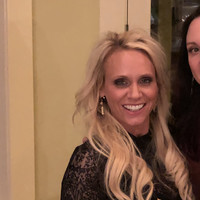 J.Hilburn Employee Lindsay Munson's profile photo