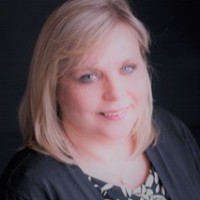 Lynda Johnstone Email