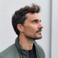 Miles O'Sullivan Email