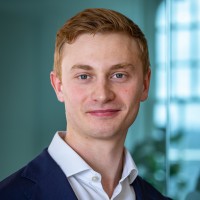 Qurated Network Employee Oliver Manlow's profile photo