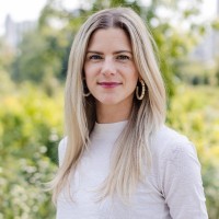 E-mail e número de telefone de Andrea Woodside