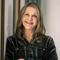 Tracy Steeno Email & Phone Number
