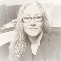 SMB Suite Employee Brandy Neitzschman's profile photo