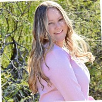 Kimberly Blank Email & Phone Number