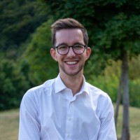 Simone Valle Email