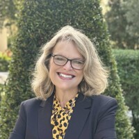 Vicky Medlock Email & Phone Number