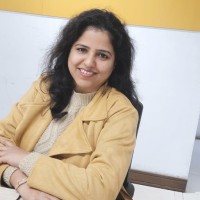 Kanika Mahajan Email