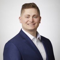 Fundrise Employee Ethan Adler's profile photo