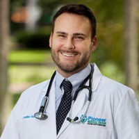 Pioneer Medical Group Employee Jonathan Gude's profile photo