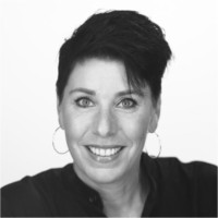 Eva Essvik Email