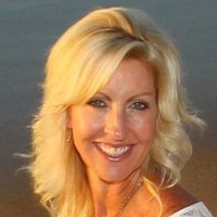 The Centennial Employee Vickie Melfi's profile photo