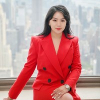 Douglas Elliman Real Estate Employee Alice Dong's profile photo