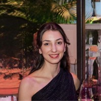 Yasemin Arpağ Email
