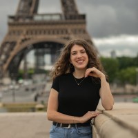 Cara Mills's profile photo