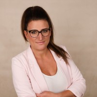 Bicker Elektronik GmbH Employee Laura Kunz's profile photo