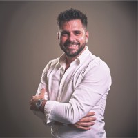 Cassio Moia Mojano Email