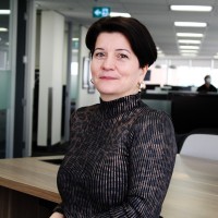Embark Student Corp. Employee Yelena Stepanyan's profile photo