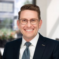 Charles Schwab Employee Justin Boyd's profile photo