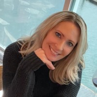 Lisa Lukasienski Email & Phone Number