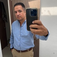 Roberto Jurado Velázquez Email