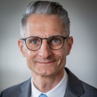 Matthias Paessens Email