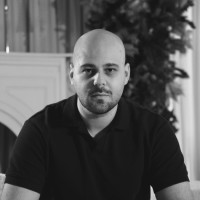 Data Revolt Agency Employee Dragos Virvorea's profile photo