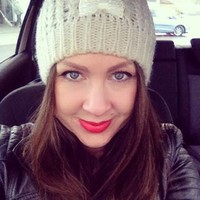 E File UK Employee Jenna Expert's profile photo