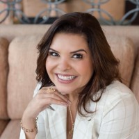 ABRH-RJ Employee Andréa Simoes's profile photo