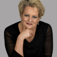 Iscential Employee Debbie Moebus's profile photo