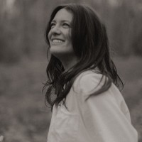 Hillary Stevens Email & Phone Number