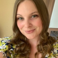 Amanda Toth Email & Phone Number