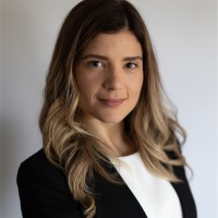 Daniela Castro Email