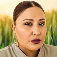 Tiwahe Foundation Employee Nikki Pieratos's profile photo