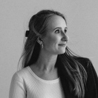 Kseniia van Niftrik Email