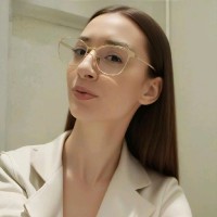 Socialinsider Employee Elena Cucu's profile photo