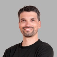 Luis Castanheira Email