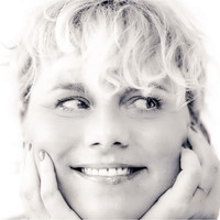 Email e telefono di Anne Dentel