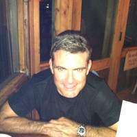 Realty House Employee Noah Berry's profile photo