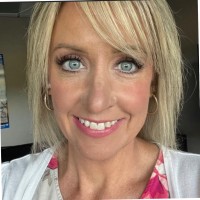 Mid-Valley Commercial Construction, Inc. Employee Melissa Weathermon's profile photo