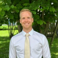Alexander Lindbäck Email