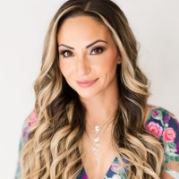 Hello Alpha Employee Lydia Staiger's profile photo