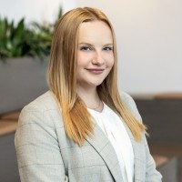 Commercial & Infrastructure Employee Elizabeth Warrington's profile photo